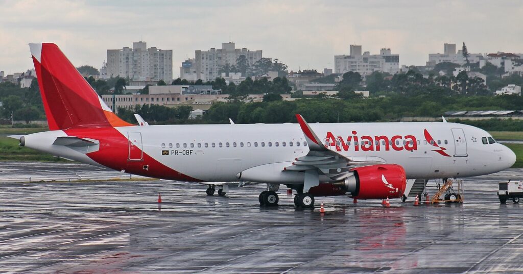 Avianca oferece lanches grátis em voos Brasil-Colômbia