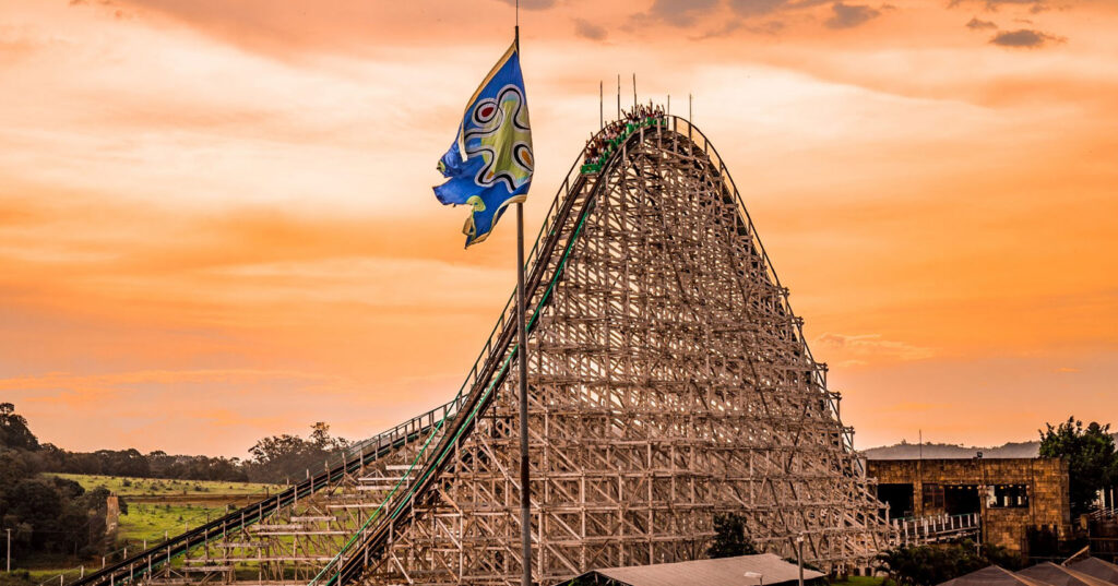 Hopi Hari tem ingressos em oferta na Semana do Consumidor