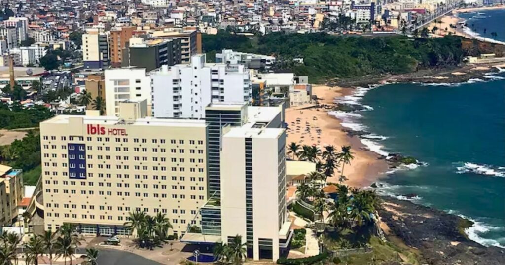 Hotel Ibis em Copacabana ou Salvador a partir de R$ 247