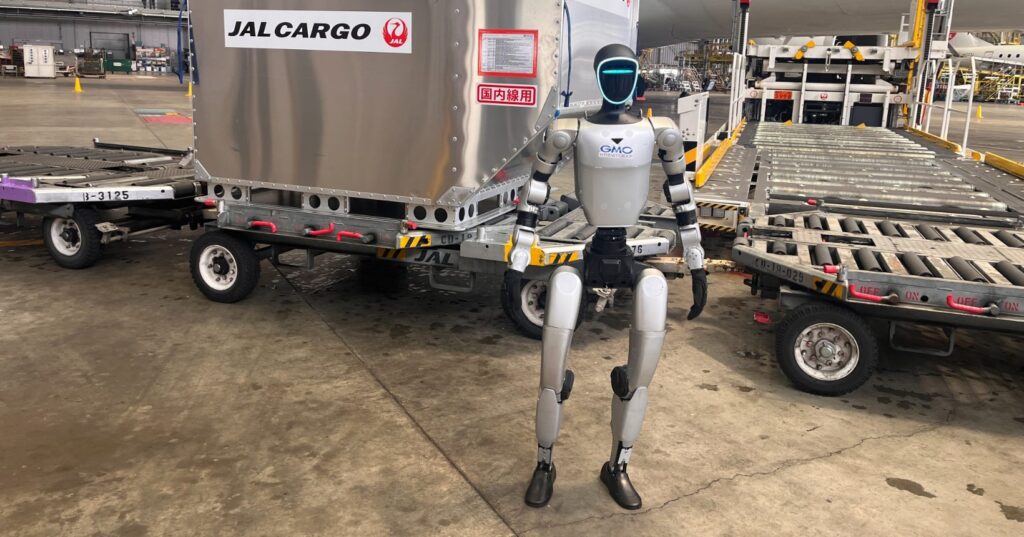 Japan Airlines testa robôs humanoides em operações de solo