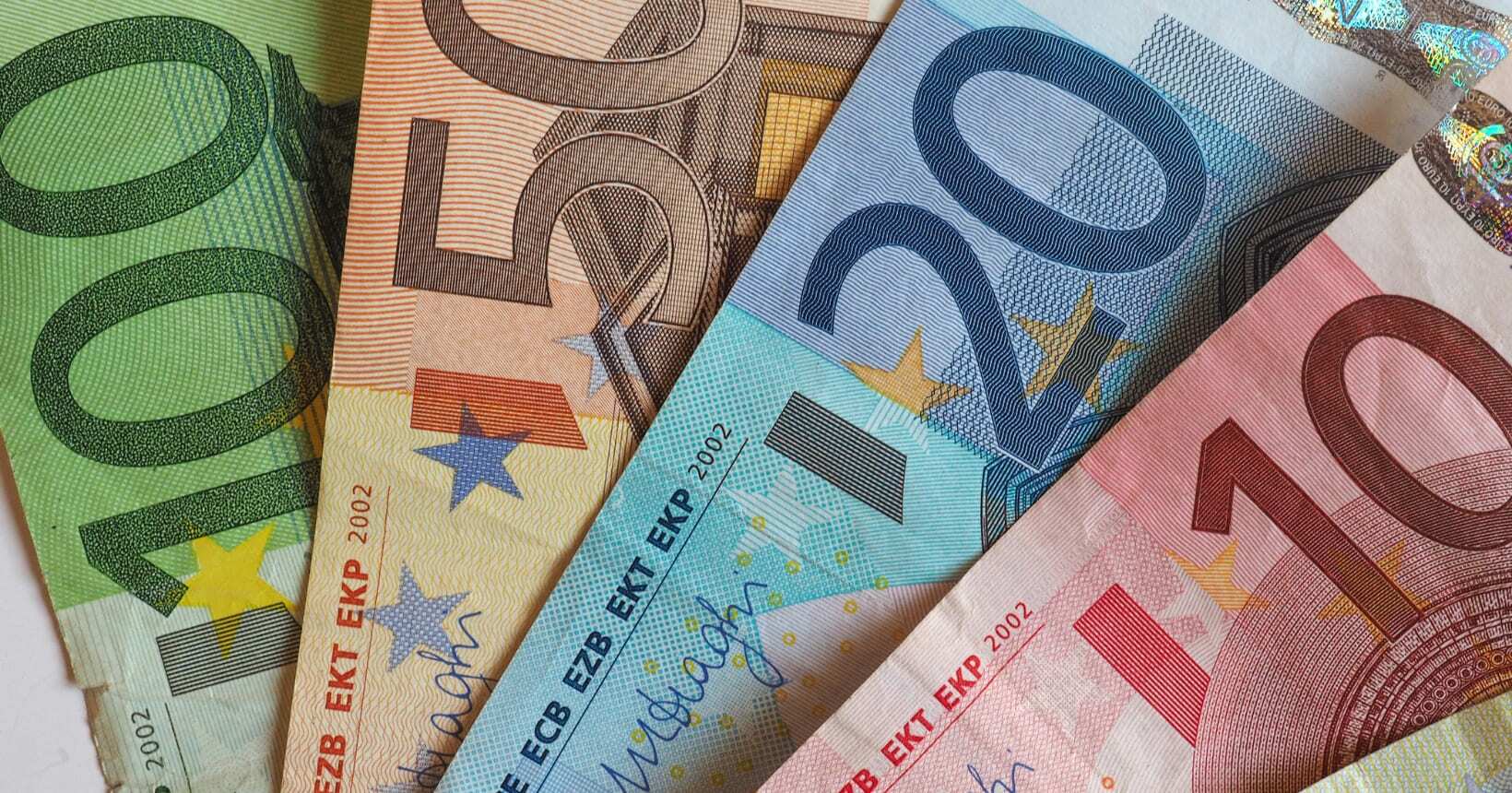 Euro mais barato em 2026: ranking das 7 contas globais
