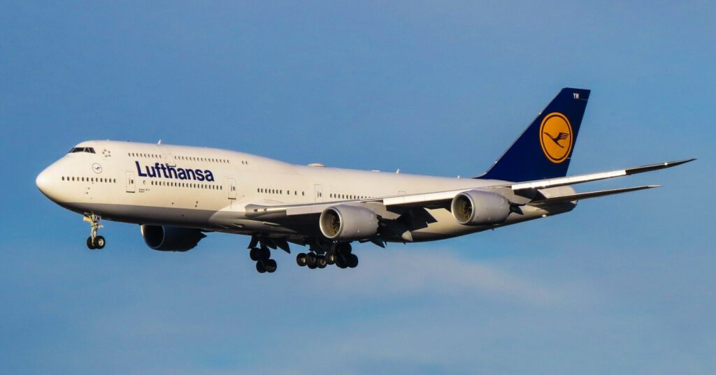 Lufthansa voa com o icônico Boeing 747 para o Rio