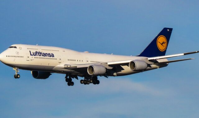 Lufthansa voa com o icônico Boeing 747 para o Rio